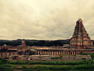 ஹம்பியில் ஓர் ஆன்மிகச் சுற்றுலா!