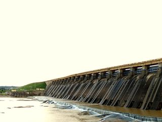 நொடிக்கு 28 லட்சம் லிட்டர் நீர் பாயும் அணை ஏற்படுத்தும் சேதம்! சுற்றுலா பயணிகளுக்கு எச்சரிக்கை!