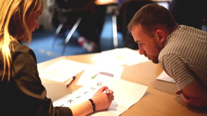 வாரத்திற்கு 40 மணிநேர வேலை மற்றும் 1.5 கோடி சம்பளம் – எங்கே தெரியுமா?