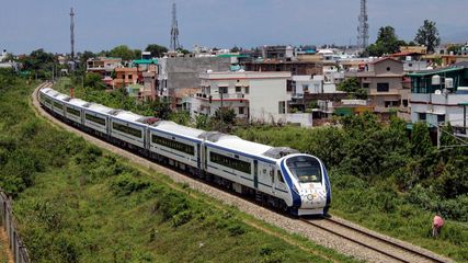 சென்னையிலிருந்து சம்மர் ஸ்பெஷல் வந்தே பாரத் ரயில்கள் – திருச்சி, மதுரை, நாகர்கோவில்!