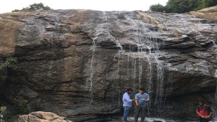 இது தான் சரியான டைம் – பெங்களூருவுக்கு பக்கத்தில இருக்குற இந்த சூப்பர் நீர்வீழ்ச்சிகளுக்கு செல்லுங்கள்!