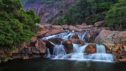 ஏலே… எப்போதும் குளிக்கலாம் வாங்க எங்க ஊருக்கு…!