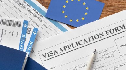 இந்தியர்களுக்கான டிரான்ஸிட் விசா பற்றி தெரியுமா உங்களுக்கு – எப்போது வாங்க வேண்டும்?