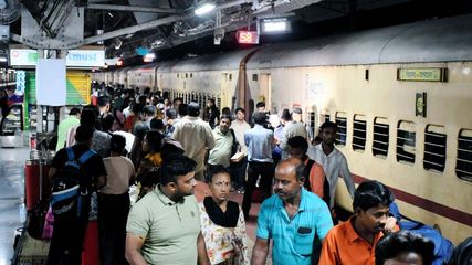 தாம்பரம்-திருநெல்வேலி இடையே சிறப்பு ரயிலை இயக்க பொதுமக்கள் கோரிக்கை - உங்களுடைய கருத்து என்ன?