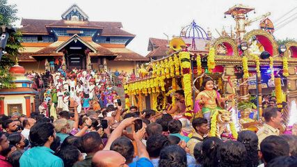 அமெரிக்காவில் ஒரு சபரிமலை – அதே போல மாலை, விரதம், 18 படிகள், இருமுடி, மகரஜோதி!