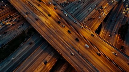 இந்தியாவின் இந்த நகரம் தான் 9 விரைவுச் சாலைகளுடன் இணைக்கப்பட்ட ஒரே இந்திய நகரம்!