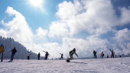 வெளிநாட்டு டிரிப் போன உணர்வை தரும் இந்தியாவின் டாப் 10 சுற்றுலா தலங்கள்