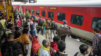 சென்னை மக்கேள உஷார்...சென்னை சென்ட்ரல் - கூடூர் ரயில்கள் ரத்து
