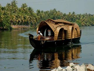 Travel with Bollywood in Kerala