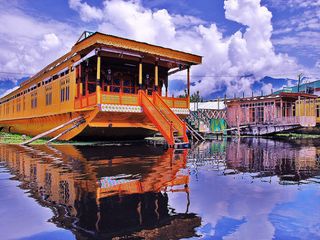 Picturesque Tour of North India