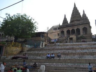 Travel to the 6 Holy Ghats of Varanasi