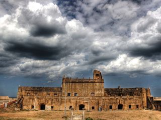 Indian Towns with a European Touch