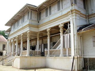 Travel to the Holy Town of Udvada