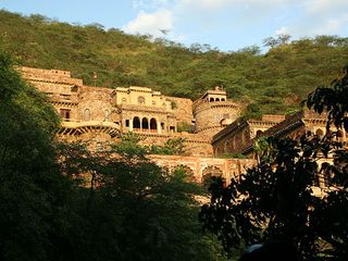 Rajasthan Tourism – The Fort Town of Alwar