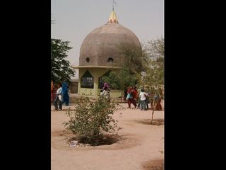 Laila-Majnu Ki Mazar: The Tomb of Eternal Love