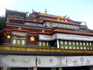 A Trip to The Spiritual Rumtek Monastery
