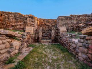 Dholavira: Enter The World of Harappan Civilization