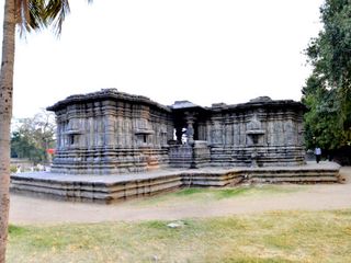Interesting Facts About Thousand Pillar Temple in Telangana!