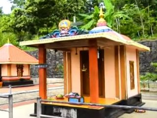 What is this Uncle Judge Temple in Kerala?