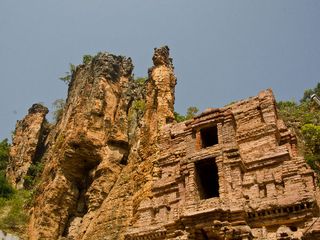 Yaganti in Andhra Pradesh, Where the Nandi Idol Grows!