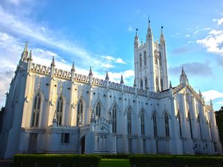 St. Paul's Cathedral – An Architectural Marvel in Kolkata!