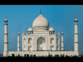 A Trip to Taj Mahal, the Epitome of Love!