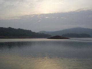 Honnemaradu: In the Umbrella of Serenity!