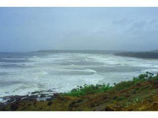 A tour through the majestic forts and serene beaches at the home of 'Mangoes' King'! 