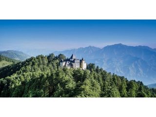 Winter is here! Take a look at the best 7 winter resorts in India for a surreal vacation