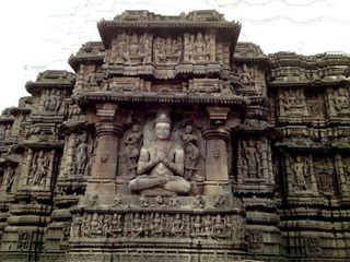 Exploring Aundha Nagnath Temple in Maharashtra
