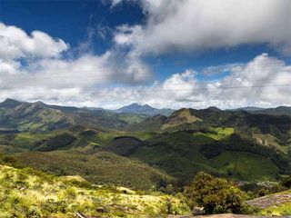 Trekking In The Misty Mountains At Nishani Motte