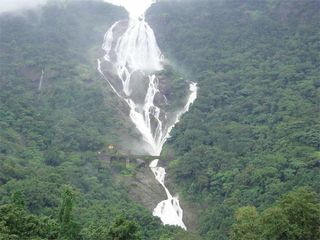 Off-Roading To The Splendid Dudhsagar Falls