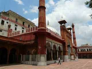 Fatehpuri Masjid In Delhi – The Magnificent Heritage Site