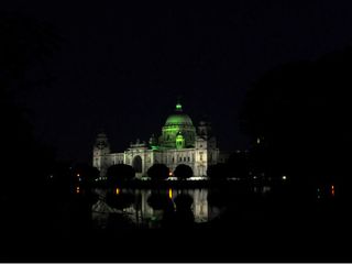 Catch The Beauty Of These Monumental Places In India At Night!