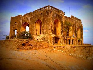 7 Beautiful Off-Beat Trekking Trails Near Hyderabad 