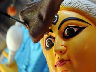 Top 10 Things To Do And See In The City Of Joy − Kolkata