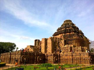 Visit These 5 Spectacular Sun Temples Of India