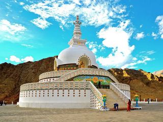 Shanti Stupa – The Symbol Of Peace And Prosperity 