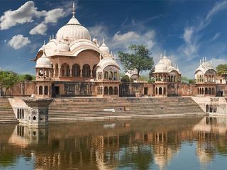 Visit These Places To Witness The Grand Celebrations Of Krishna Janmashtmi 2017