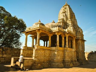 Visit The Beautiful Meera Temple In Chittorgarh