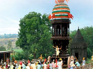 India's Very Own Madame Tussauds - Siddhagiri Museum