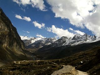 Explore Kaza – A Picturesque Hamlet Of Himachal Pradesh 