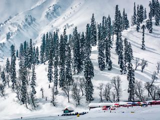Attend The Valley Weekend At Kashmir This Winter