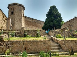Ancient Forts That Beautify The Incredible Landscape Of Jammu And Kashmir