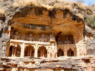 Siddhachal Caves – Explore The Beauty Of Jain Statues
