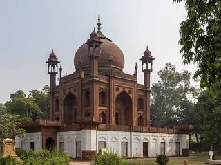 Agra Has A Red Taj Mahal! Did You Know About It?