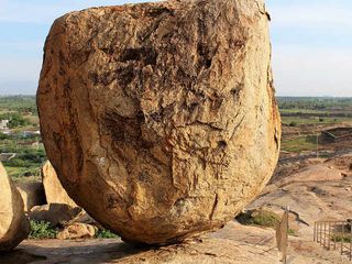 5 Reasons Why Kalugumalai Murugan Temple Is Every Traveller's Destination