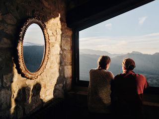 Airbnb Seeks 12 People to Live Anywhere for One Year