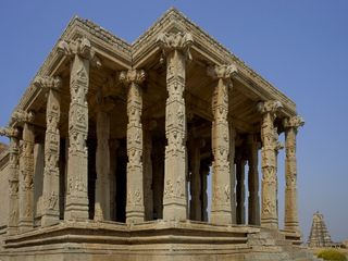 Historical Landmarks To See In Karnataka This Summer