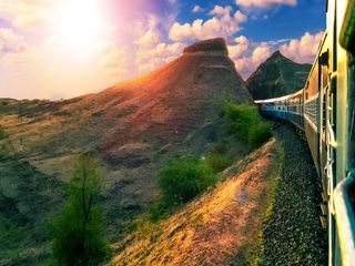 Beautiful Train Journeys To Enjoy Monsoon In India